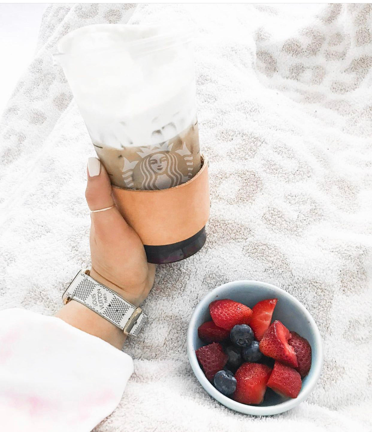 AUTHENTİC APPLE WATCH STRAP