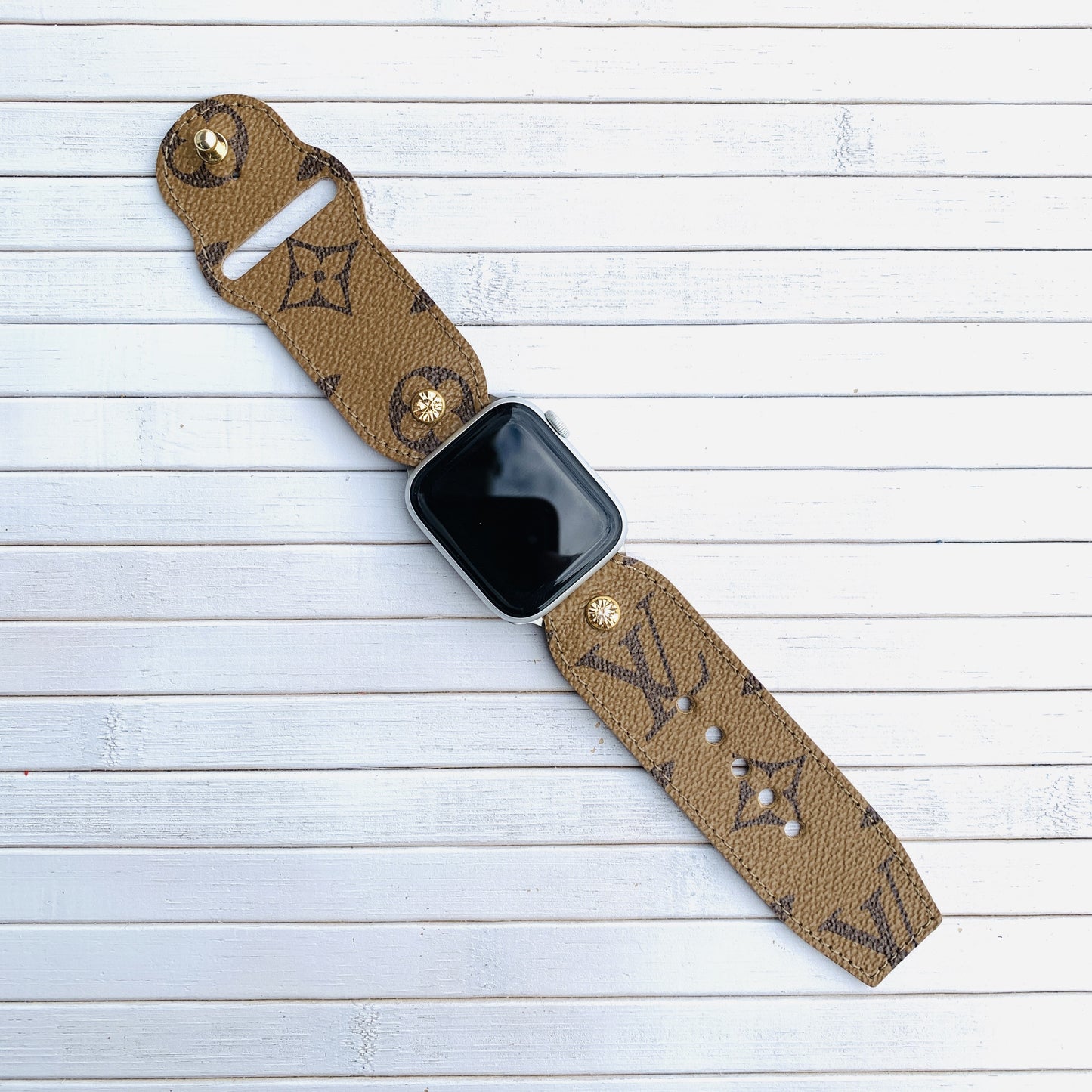 Rever Authentic Apple Watch strap Needle Closure New Model