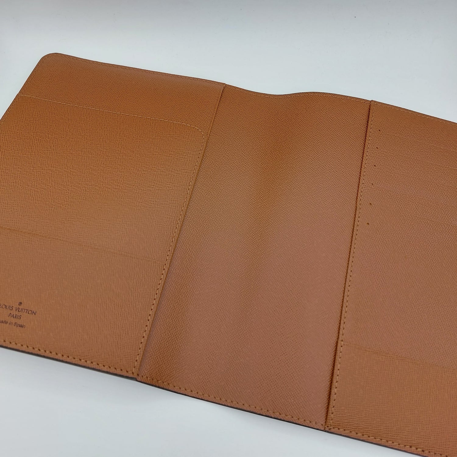 Pre-Loved Louis Vuitton Monogram Desk Agenda Cover